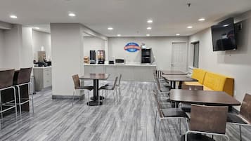 Esmorzar diari continental gratuït
