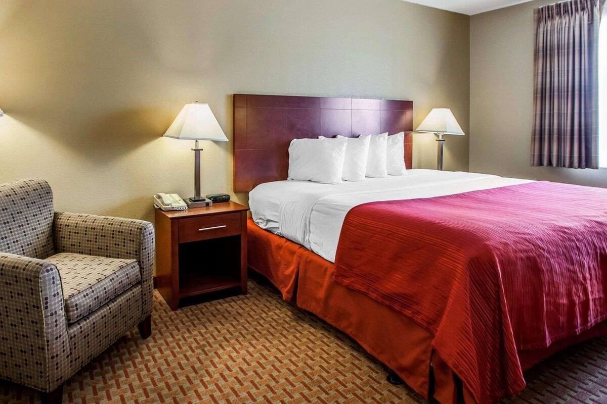 Premium bedding, pillow-top beds, desk, iron/ironing board