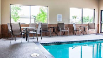 Una piscina techada