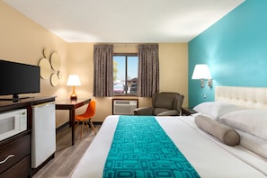 Room, 1 King Bed, Non Smoking