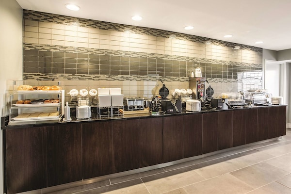 Free daily on-the-go breakfast