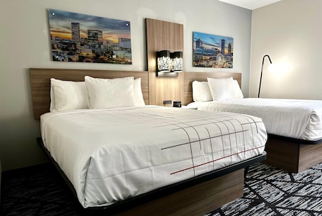 Ropa de cama de alta calidad y escritorio