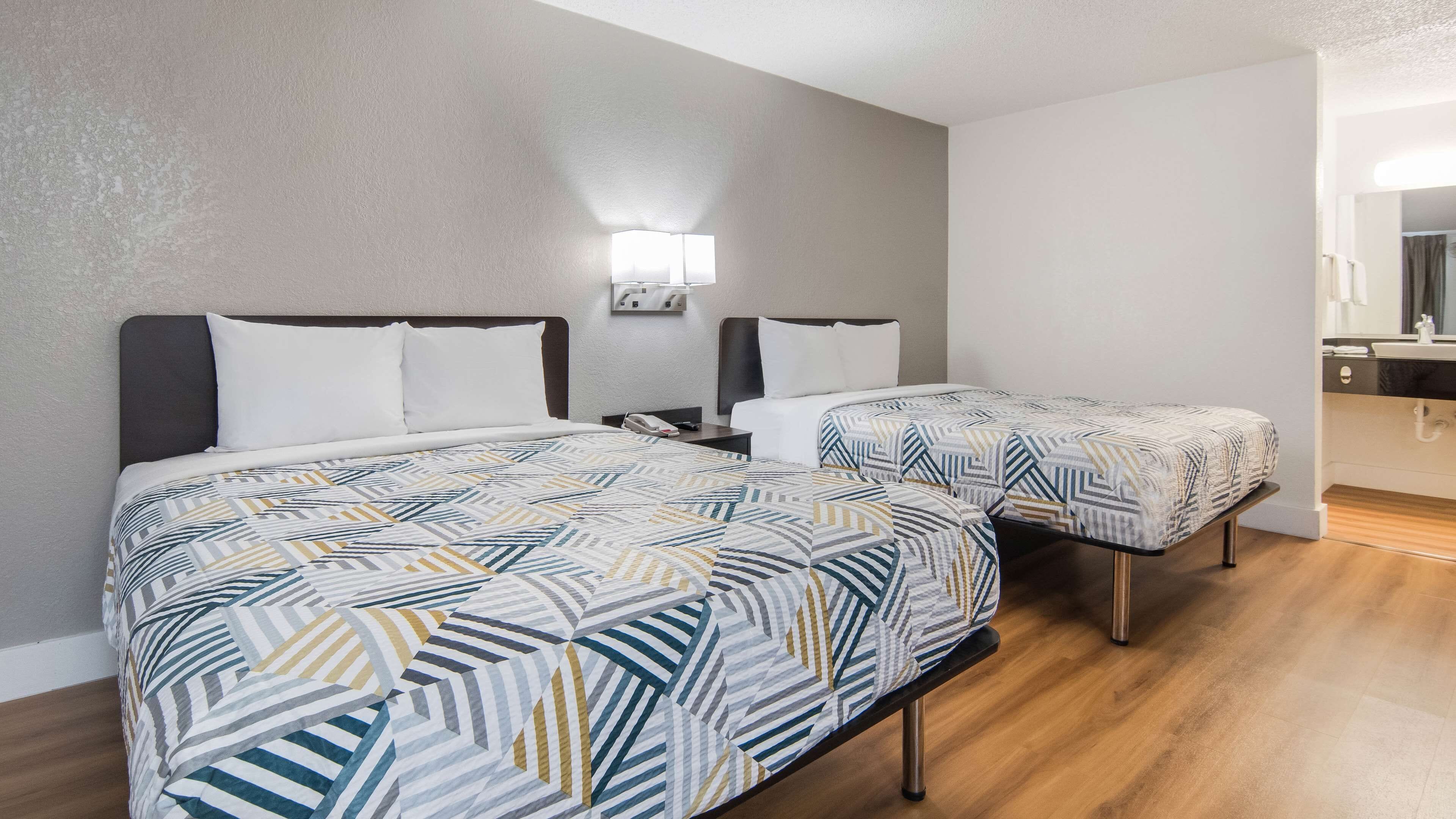 Photo - Motel 6 Addison, TX - Dallas