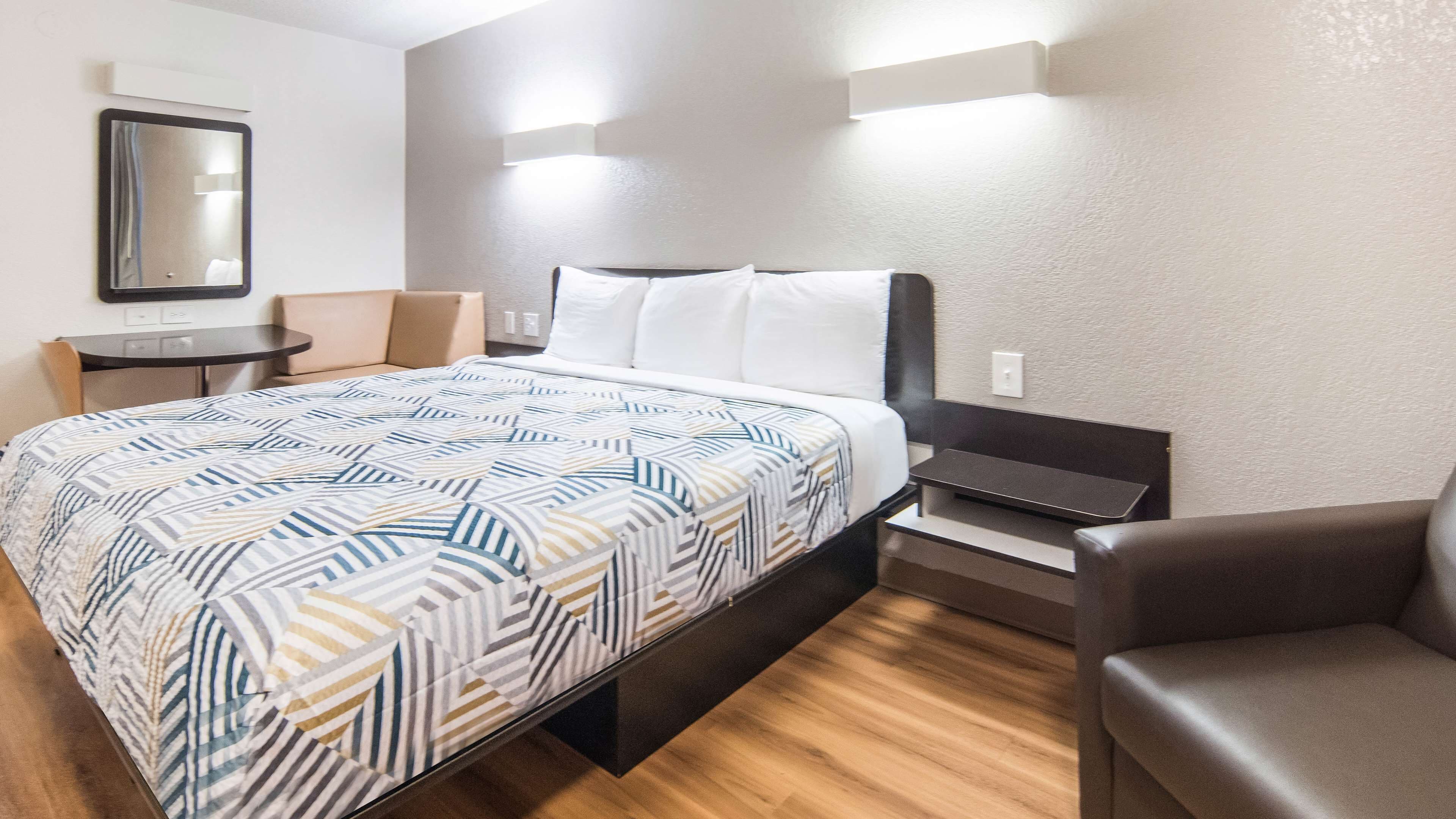Photo - Motel 6 Addison, TX - Dallas