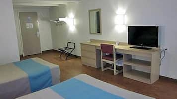 ميني بار وواي فاي مجانًا وملاءات أسرّة