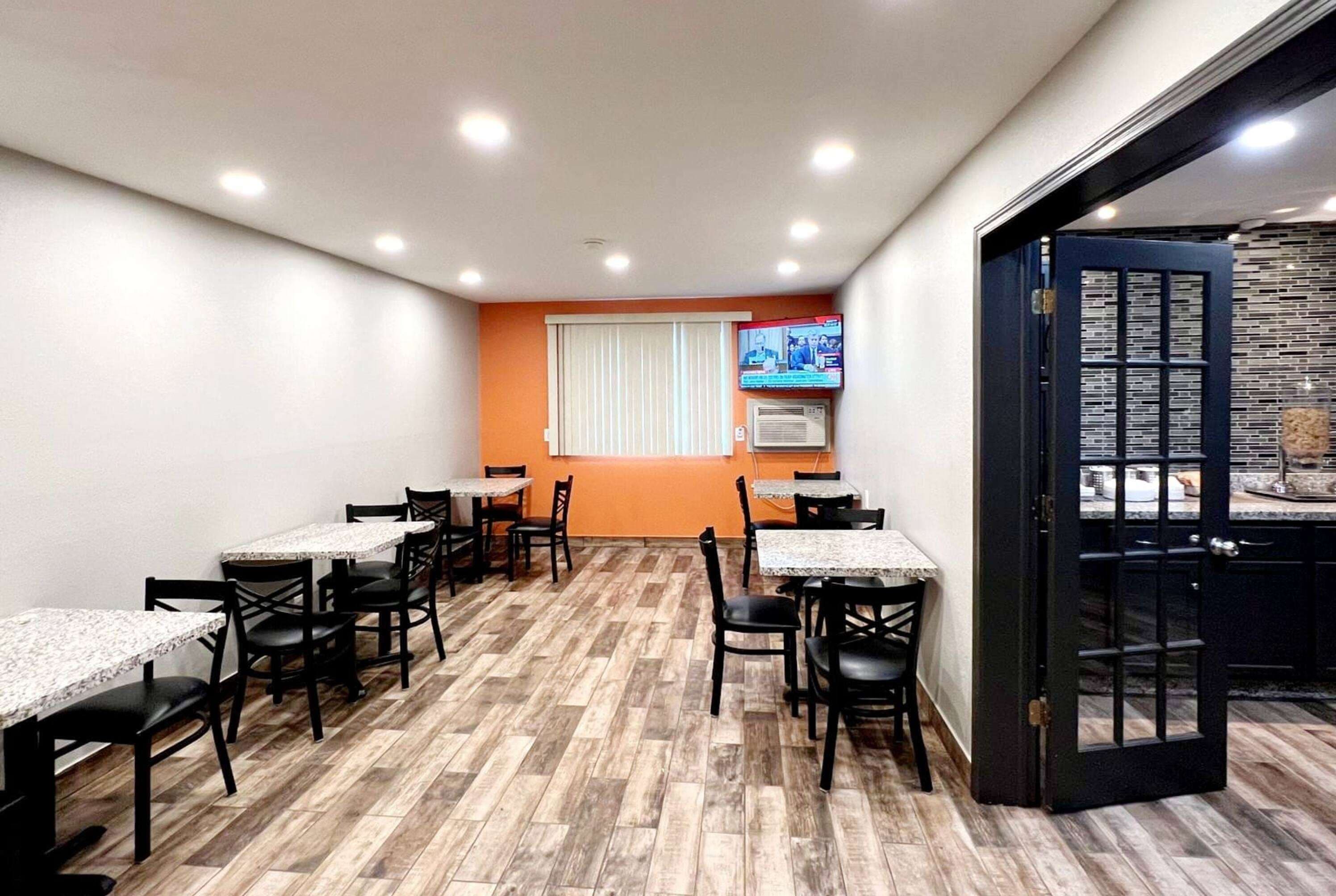 free daily on-the-go breakfast