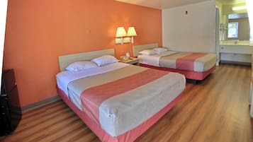 Standardværelse - 2 dobbeltsenge - ikke-ryger - køleskab | Gratis Wi-Fi, sengetøj