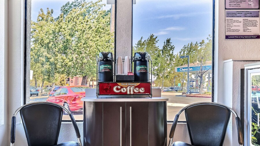 Motel 6 Pleasanton, CA