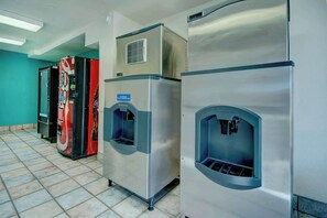 Interior - Studio 6 Tucson, AZ - Irvington Road (Tucson)