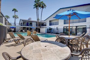 Piscina a l'aire lliure 