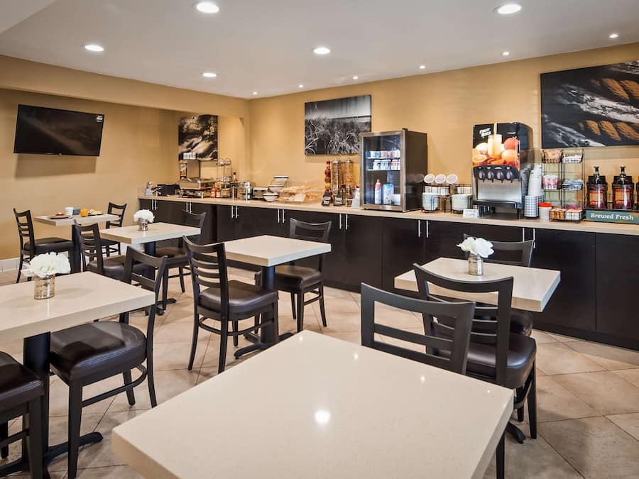 Free continental breakfast