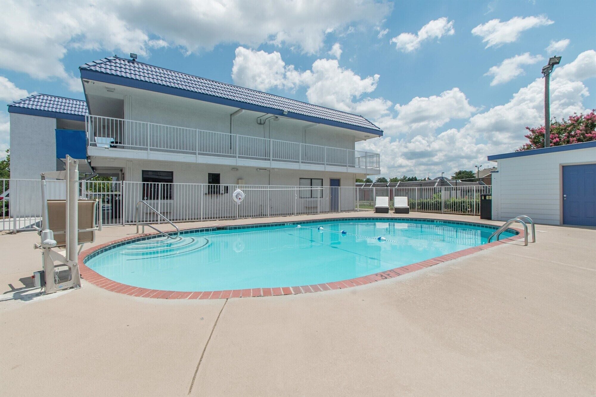 Photo - Motel 6-Norcross, GA - Atlanta Northeast