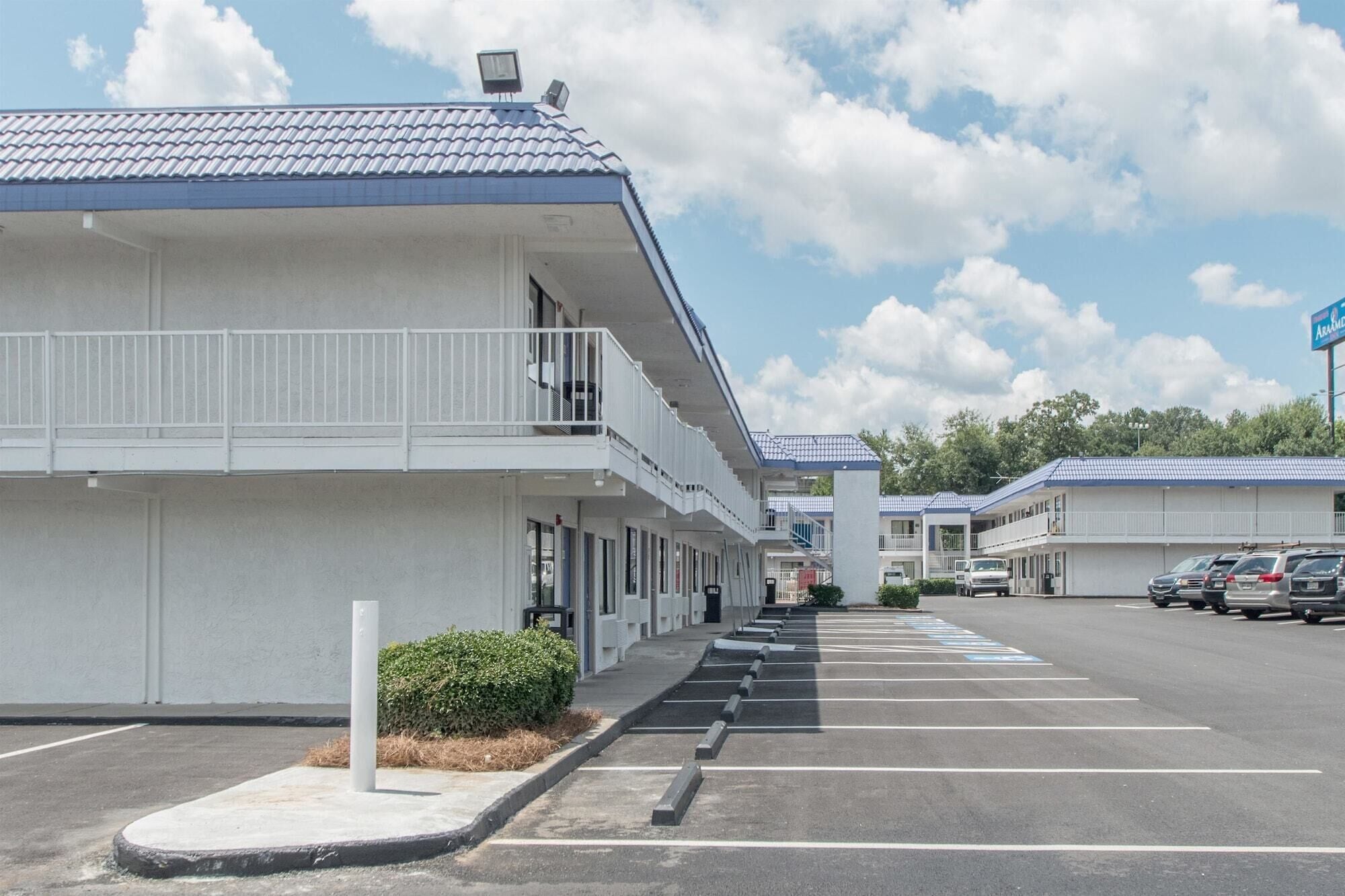 Photo - Motel 6-Norcross, GA - Atlanta Northeast