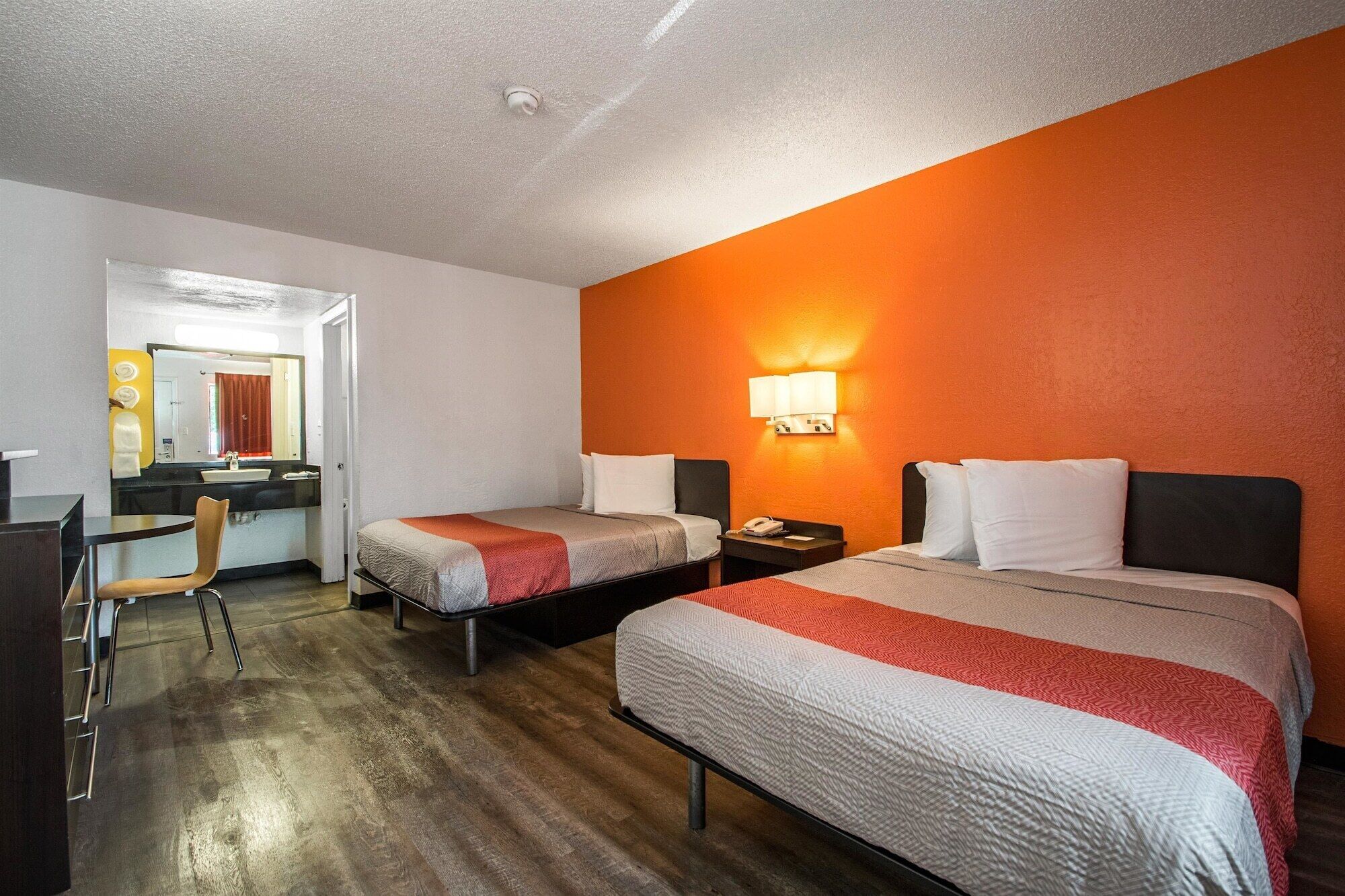 Photo - Motel 6-Norcross, GA - Atlanta Northeast
