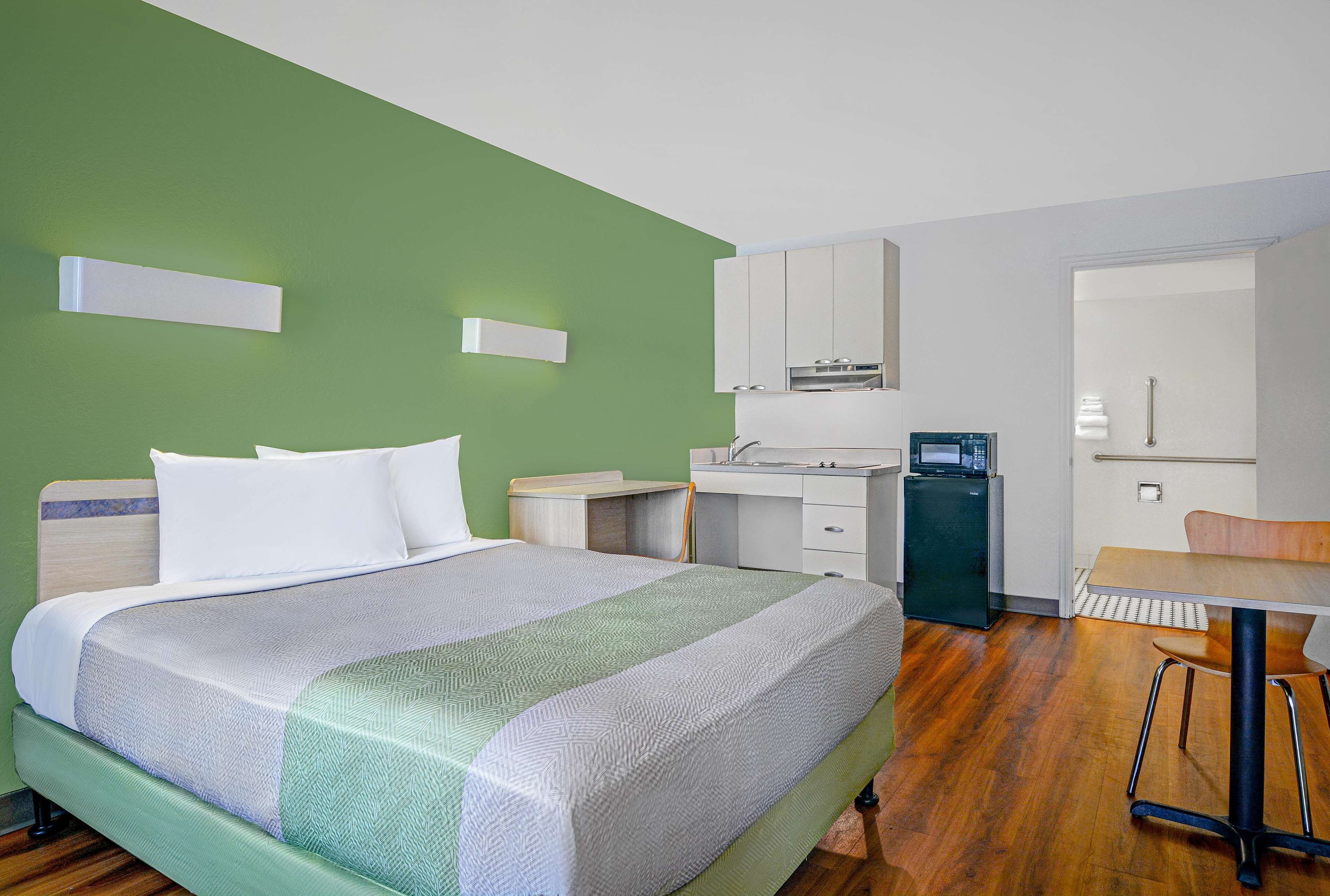 Wi-fi (inkludert) og sengetøy