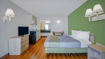 Quarto luxo, 1 cama Queen, para não fumantes, cozinha americana | Wi-Fi de cortesia, roupa de cama