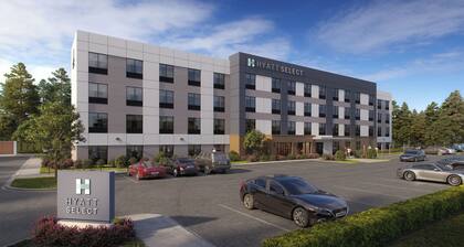 Hyatt Select St. Louis Airport