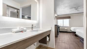 Standard Room, 2 Queen Beds | Bathroom