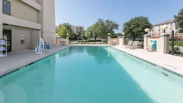 Piscina a l'aire lliure