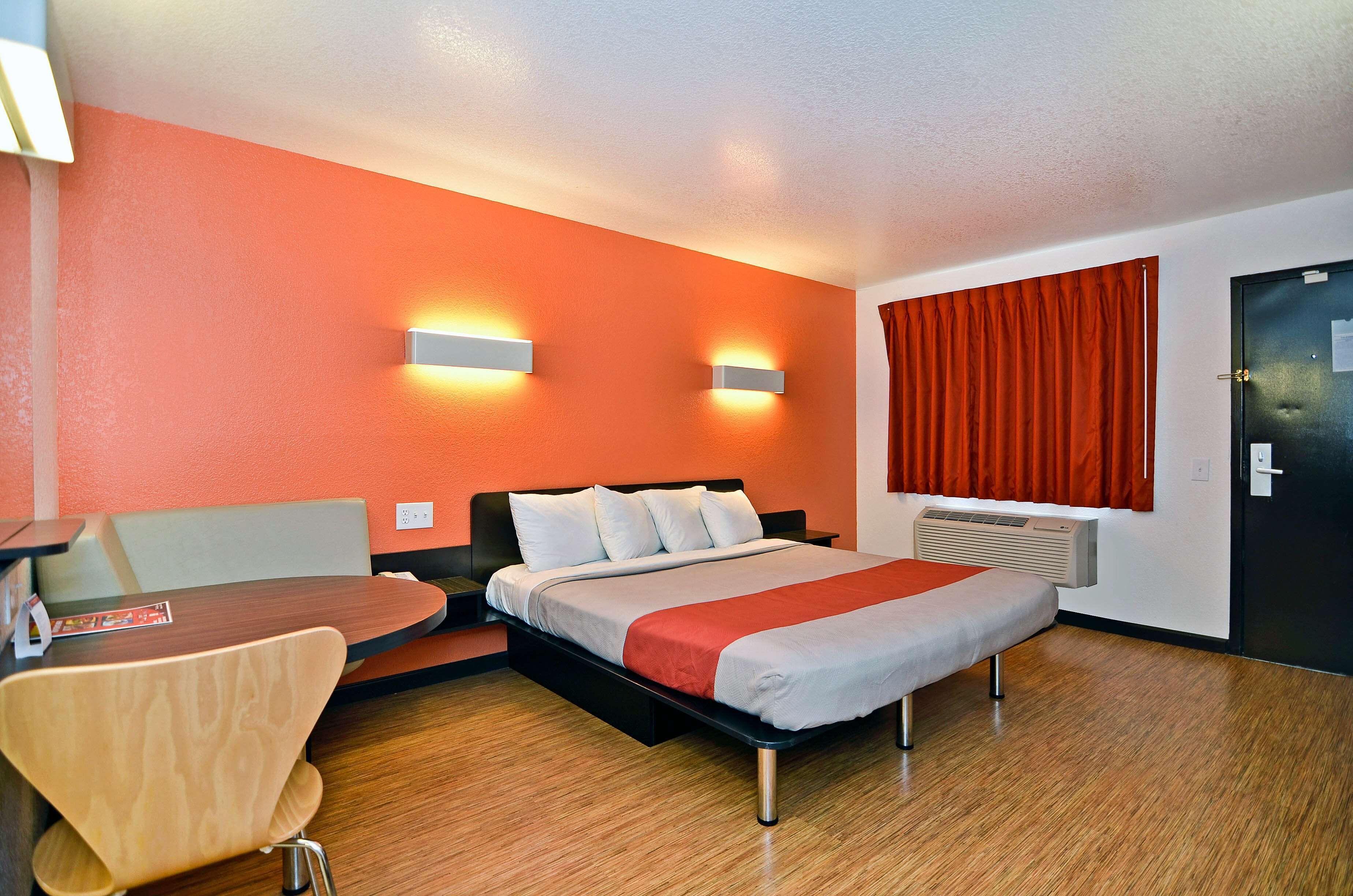 Wi-fi (inkludert) og sengetøy