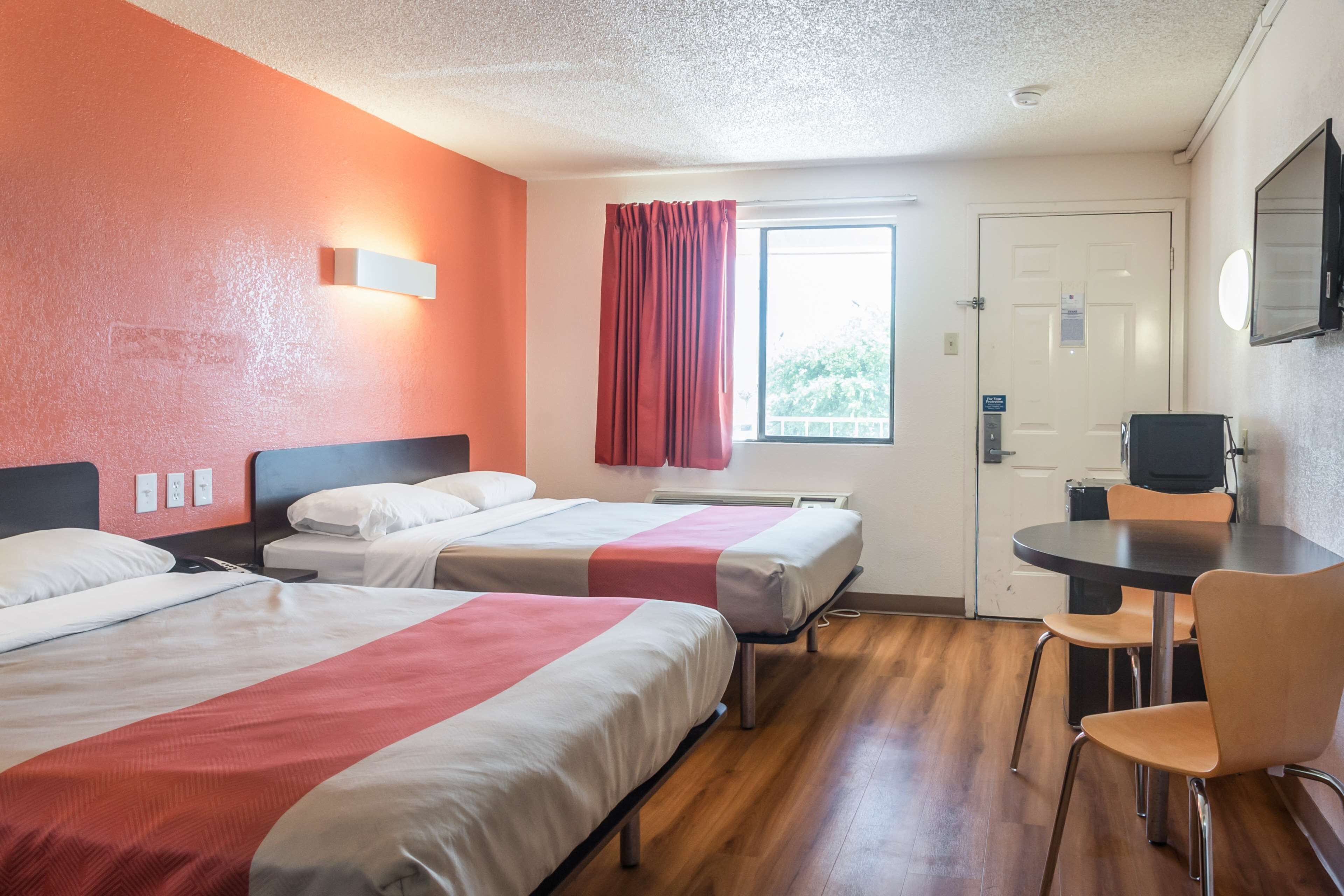 Ilmainen Wi-Fi, vuodevaatteet