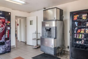 Vending machine