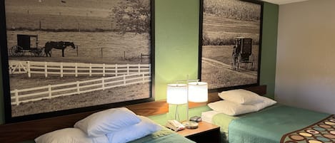 Zimmersafe, Schreibtisch, kostenlose Babybetten, Zustellbetten