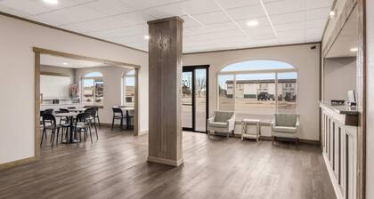 Econo Lodge Scottsbluff