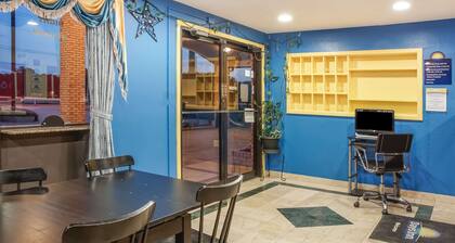 Days Inn by Wyndham Bastrop