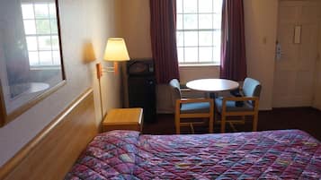 Standard Room, 1 King Bed | Desk, laptop workspace, free WiFi