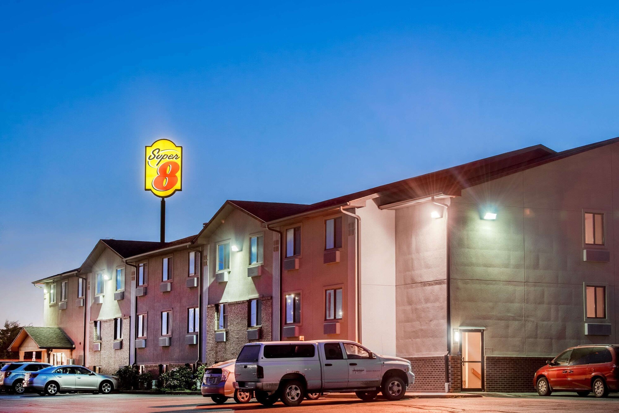2 Star Hotels