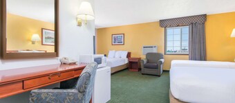 Days Inn by Wyndham Great Bend