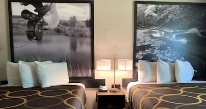 Super 8 by Wyndham Greeley