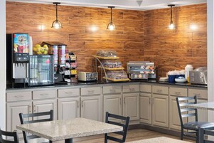 Desayuno para llevar incluido todos los días 