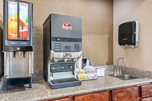 Café da manhã continental grátis todos os dias