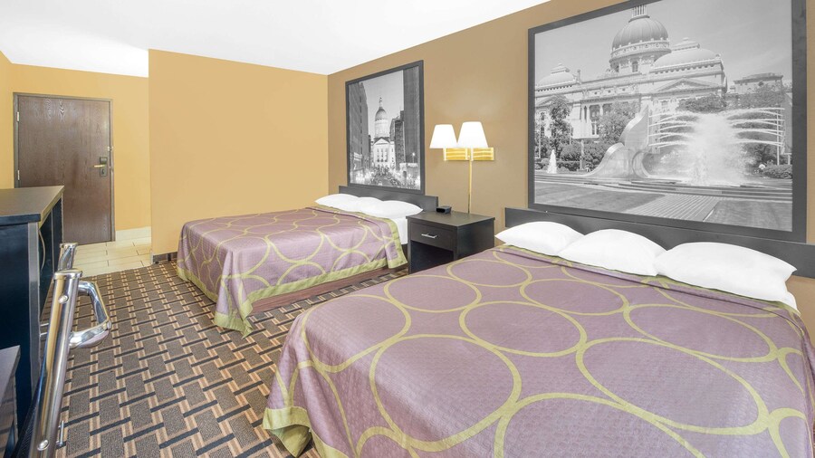 Super 8 by Wyndham Terre Haute