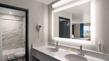 Combined shower/bathtub, deep-soaking bathtub, rainfall showerhead