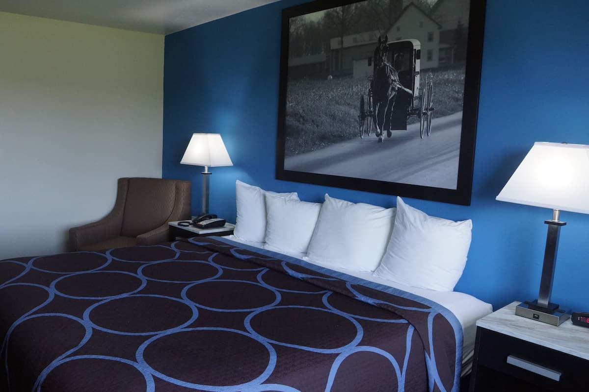 Desk, blackout curtains, rollaway beds, free WiFi