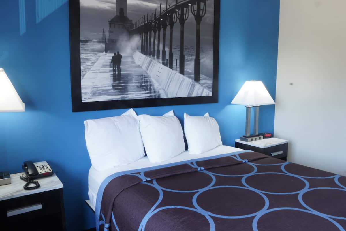 Desk, blackout drapes, rollaway beds, free WiFi