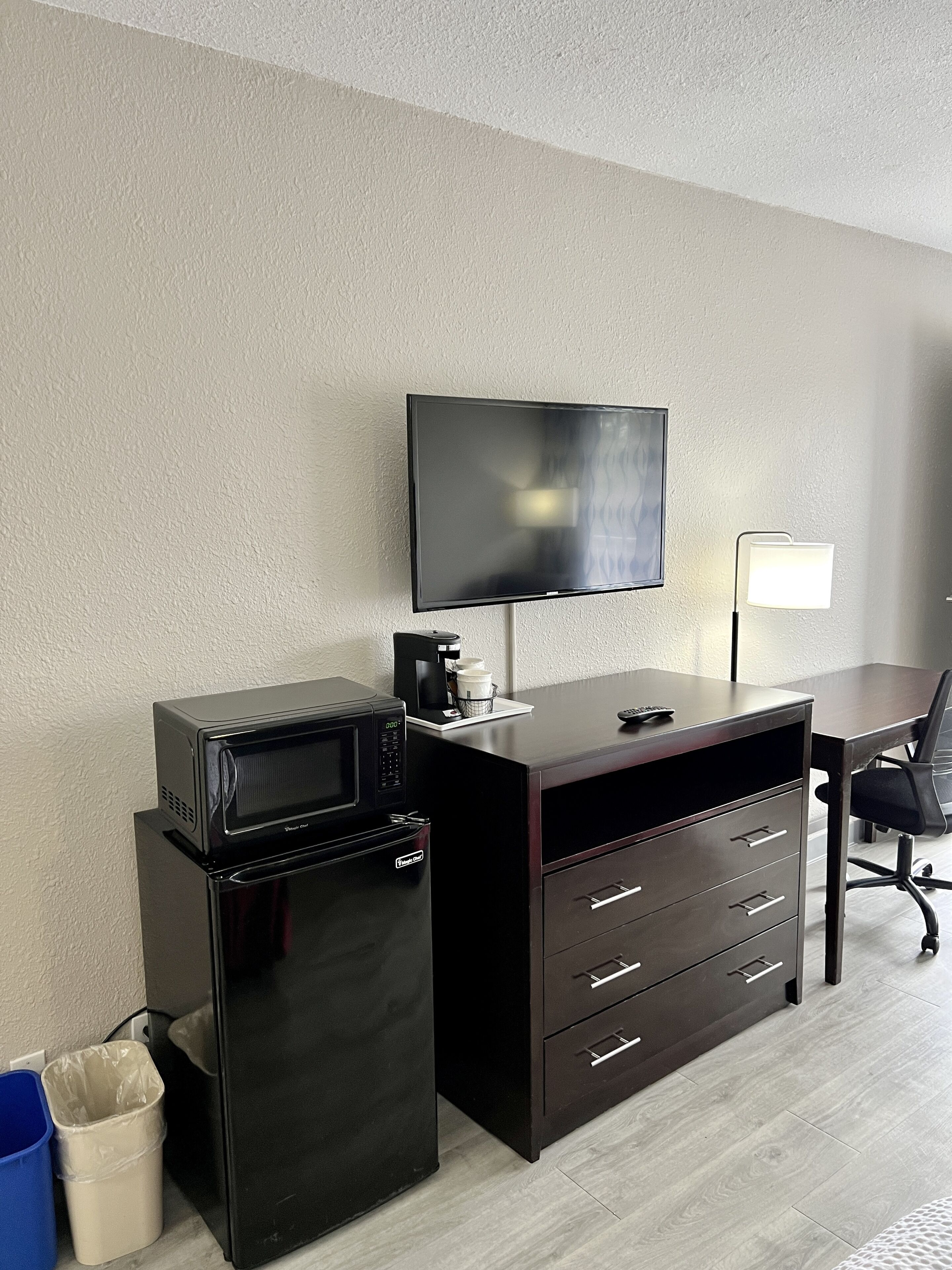 room, 1 king bed, non smoking, pool view | desk, laptop workspace, blackout curtains, iron/ironing board