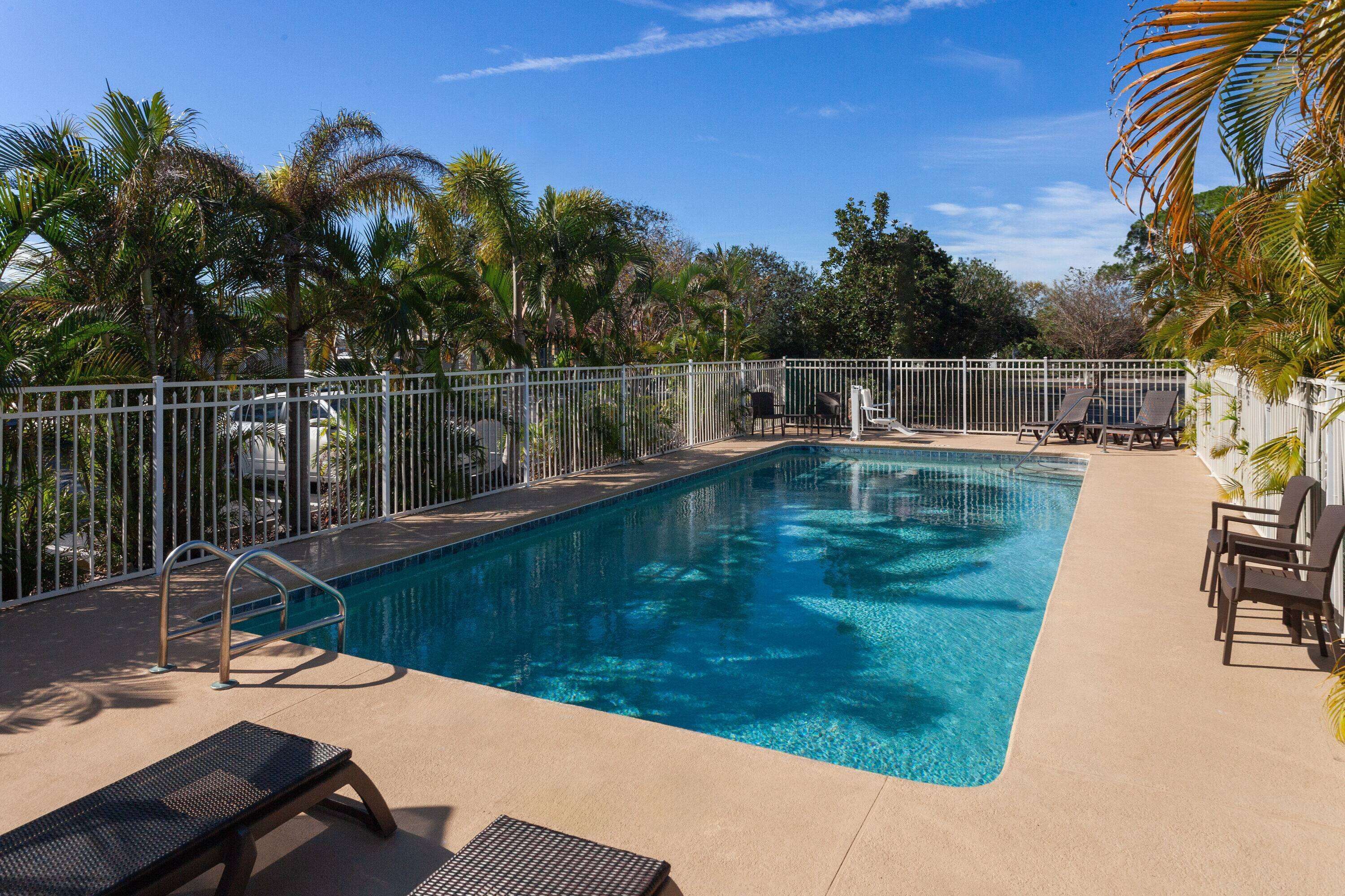 room, 1 king bed, non smoking, pool view | pool | outdoor pool