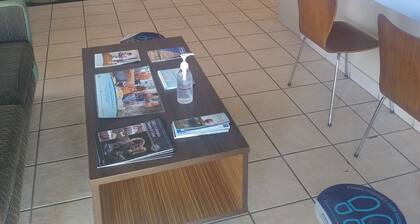 Super 8 by Wyndham Craig