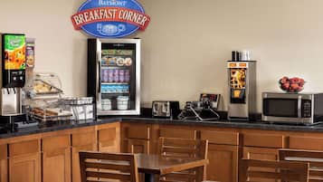 Free daily continental breakfast