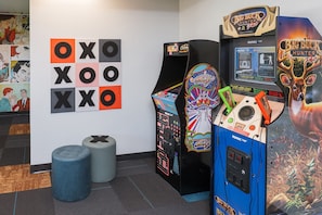 Game room - Hotel Pommier Chariton (Chariton)