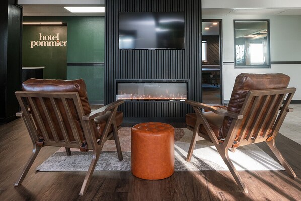 Coin salon dans le hall