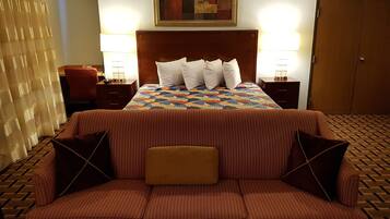 Deluxe Single Room | Desk, blackout drapes, iron/ironing board, free WiFi