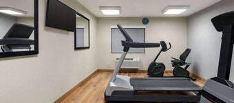 La Quinta Inn & Suites by Wyndham Chicago Tinley Park