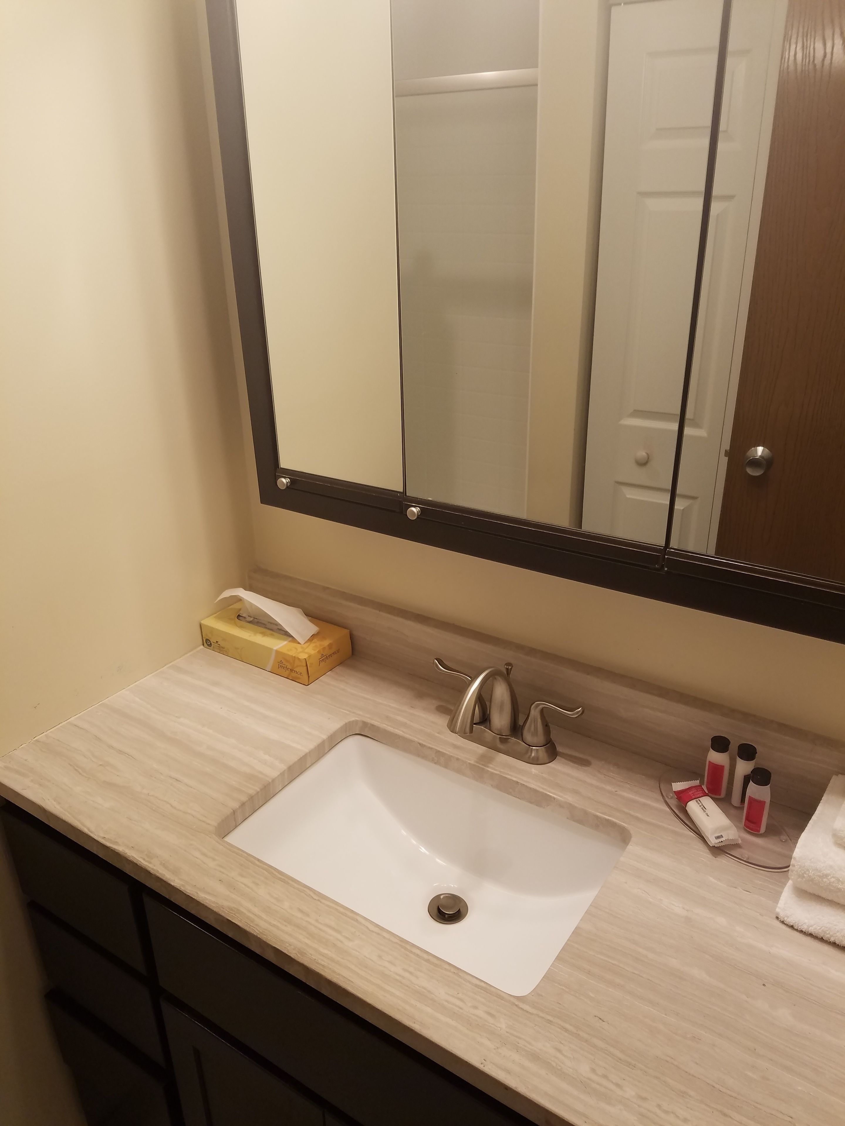 room, 1 king bed, non smoking (one-bedroom, efficiency) | bathroom sink