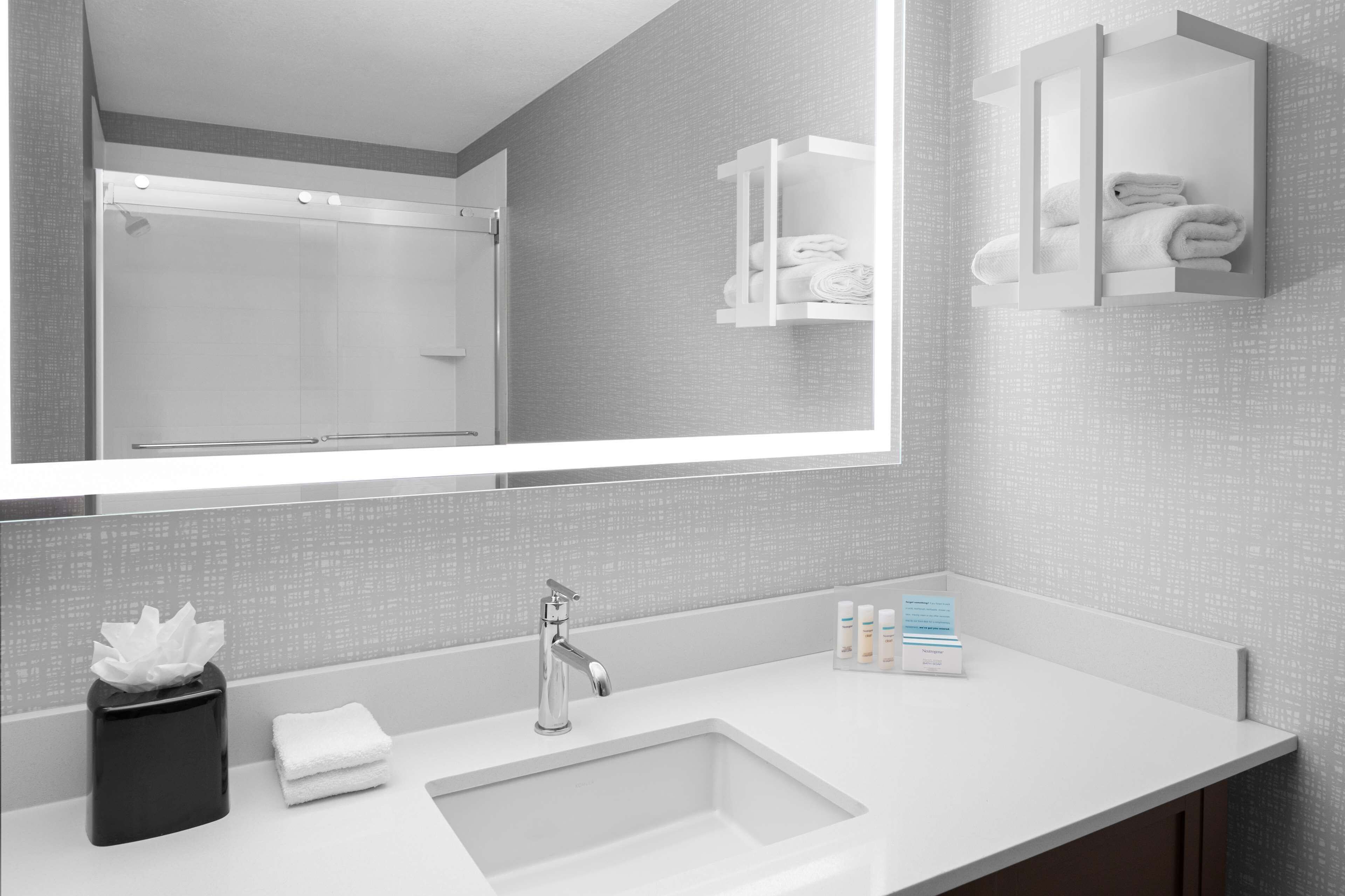 room, 2 queen beds, non smoking | bathroom shower