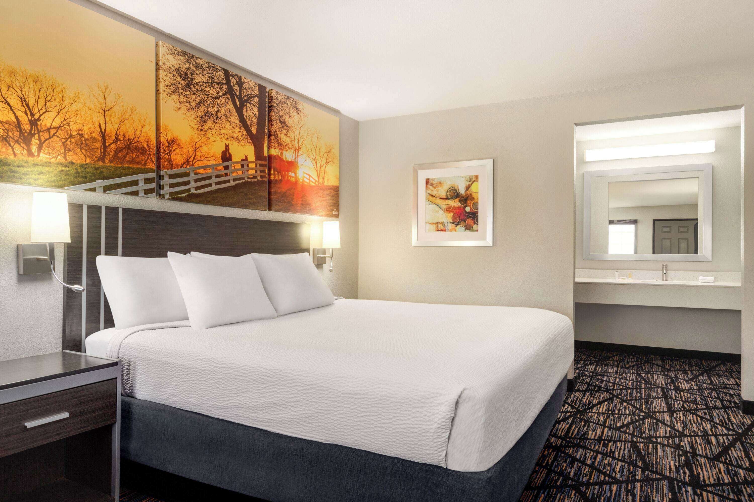 Foto - Days Inn by Wyndham San Antonio Near Fiesta Park